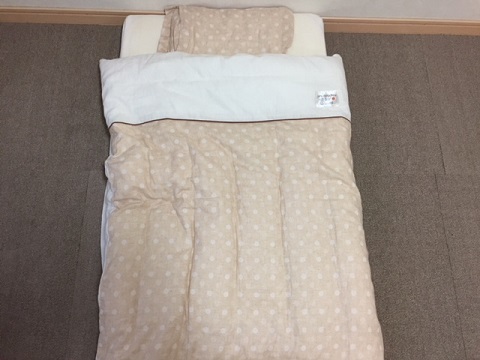 オーガニックコットンのミニサイズベビー布団