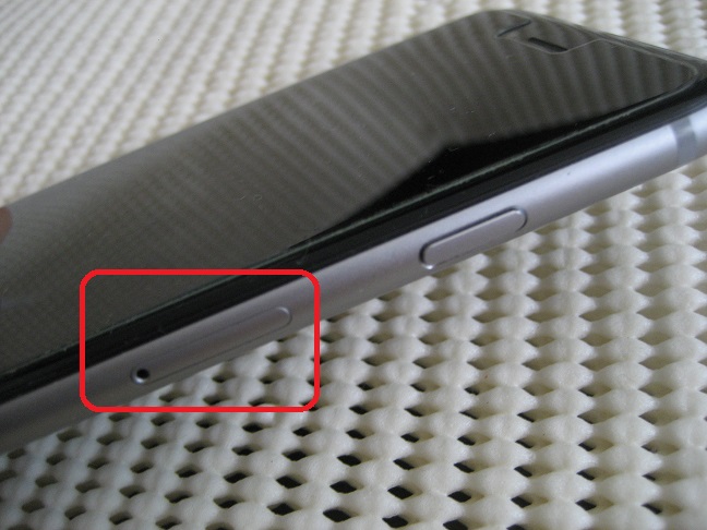 iphone6SIMカード取り出し方法2