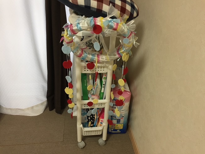 赤ちゃんのお世話グッズワゴン収納