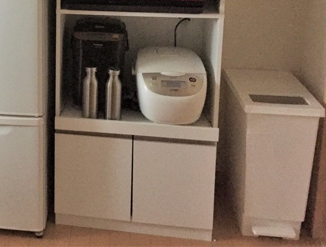 炊飯器と水筒