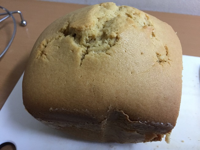 ホームベーカリーで作ったケーキ