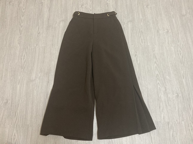 ワイドパンツ