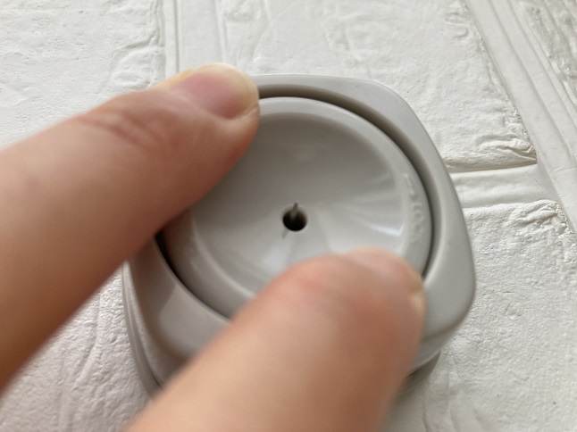 セリア卵の穴あけ器