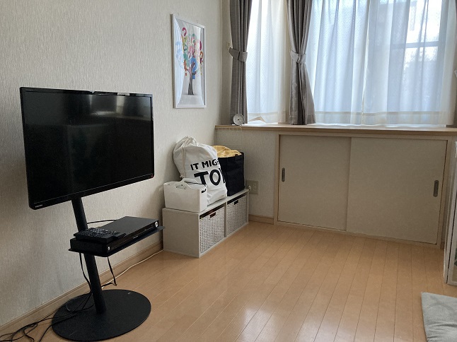 テレビスタンド