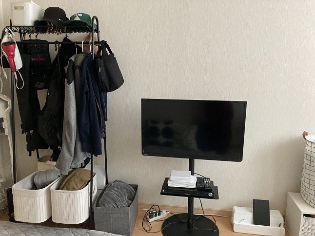 ハンガーラック化粧品収納