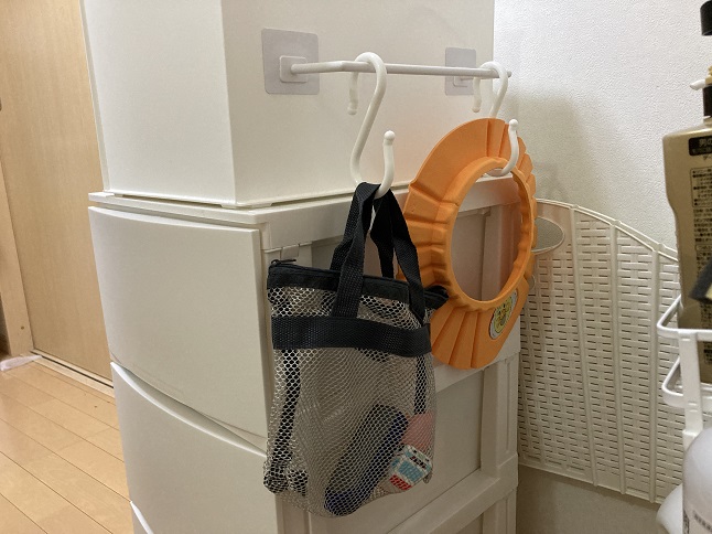 お風呂ハットとおもちゃは吊るす収納