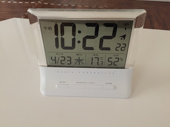 ニトリの置時計