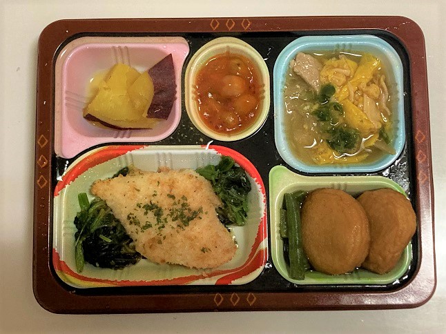 食宅便カレイ弁当 (2)