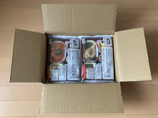 食宅便段ボール開封